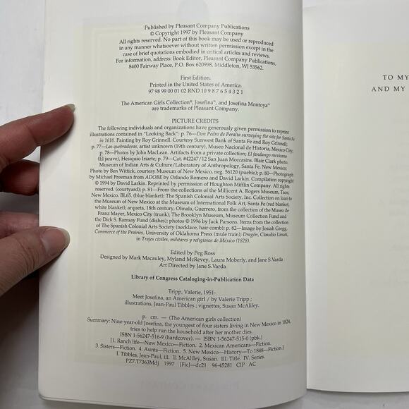 American Girl Book 1 Meet Josefina Valerie Tripp Paperback Vintage 1997 1st Edit - Picture 3 of 5